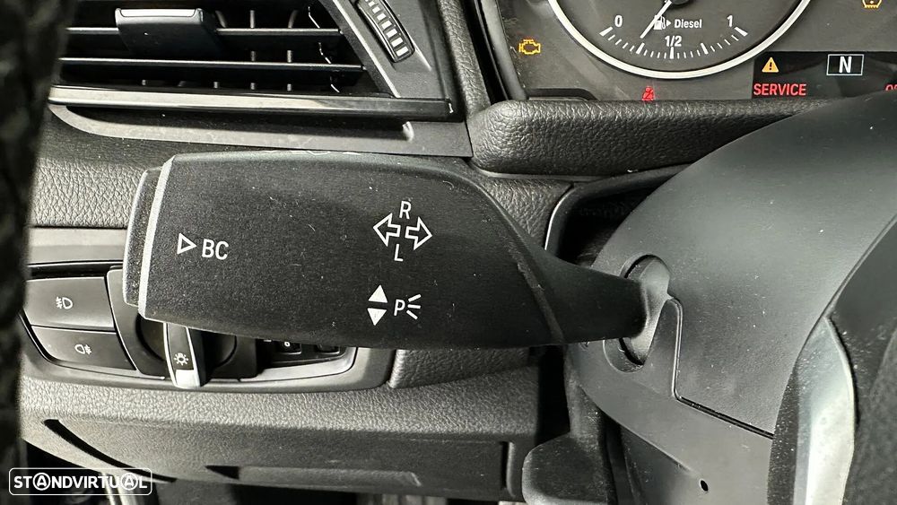 BMW 216 Active Tourer d Corporate Edition Business Edition - 31