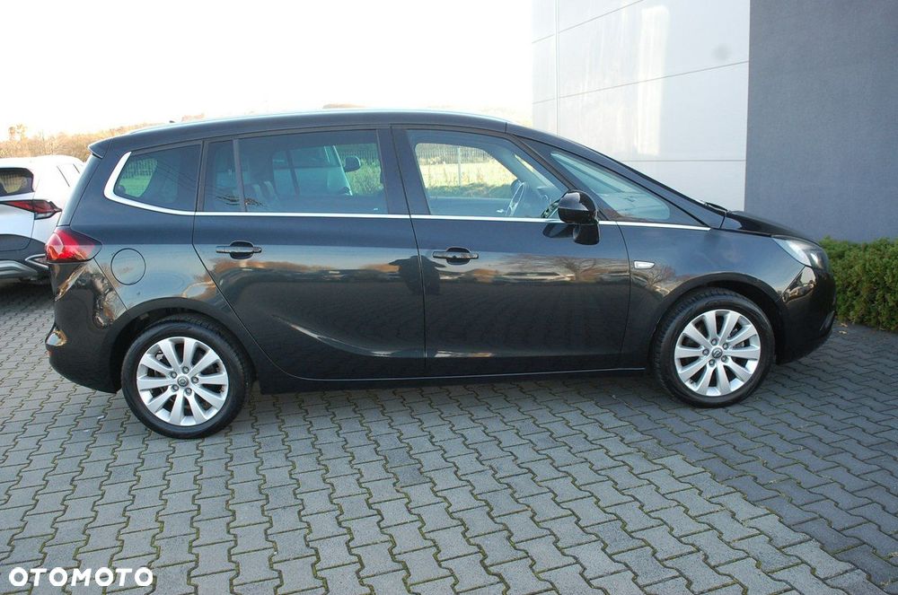 Opel Zafira - 19