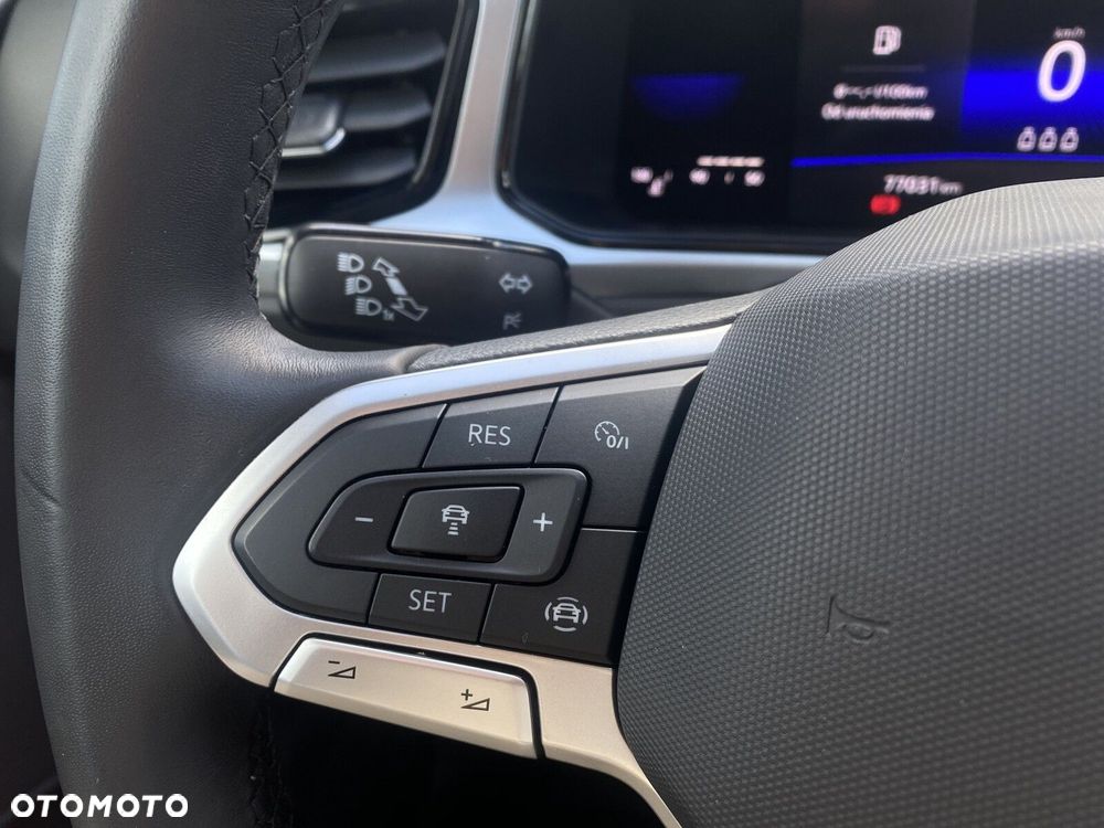 Volkswagen T-Roc 1.5 TSI Life - 30