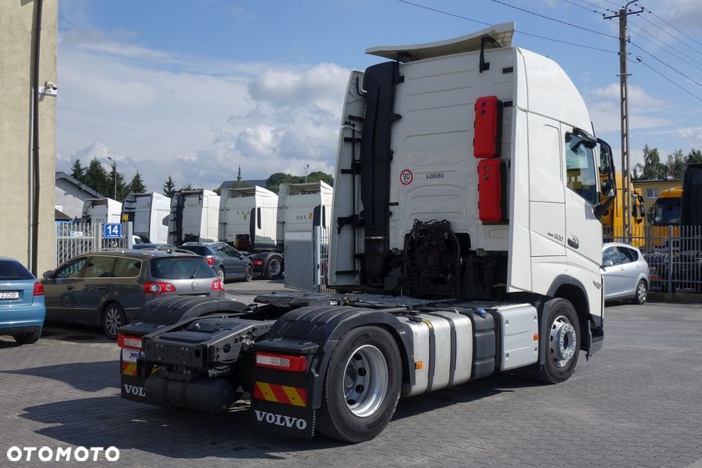 Volvo FH 500 EURO 6 / GLOBETROTTER XL / STANDARD / AUTOMAT / KLIMATYZACJA POSTOJOWA / LODÓWKA / NAVI / DWA ZBIORNIKI - 5