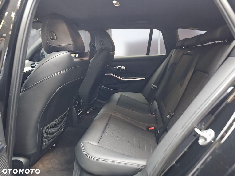 BMW Seria 3 - 10