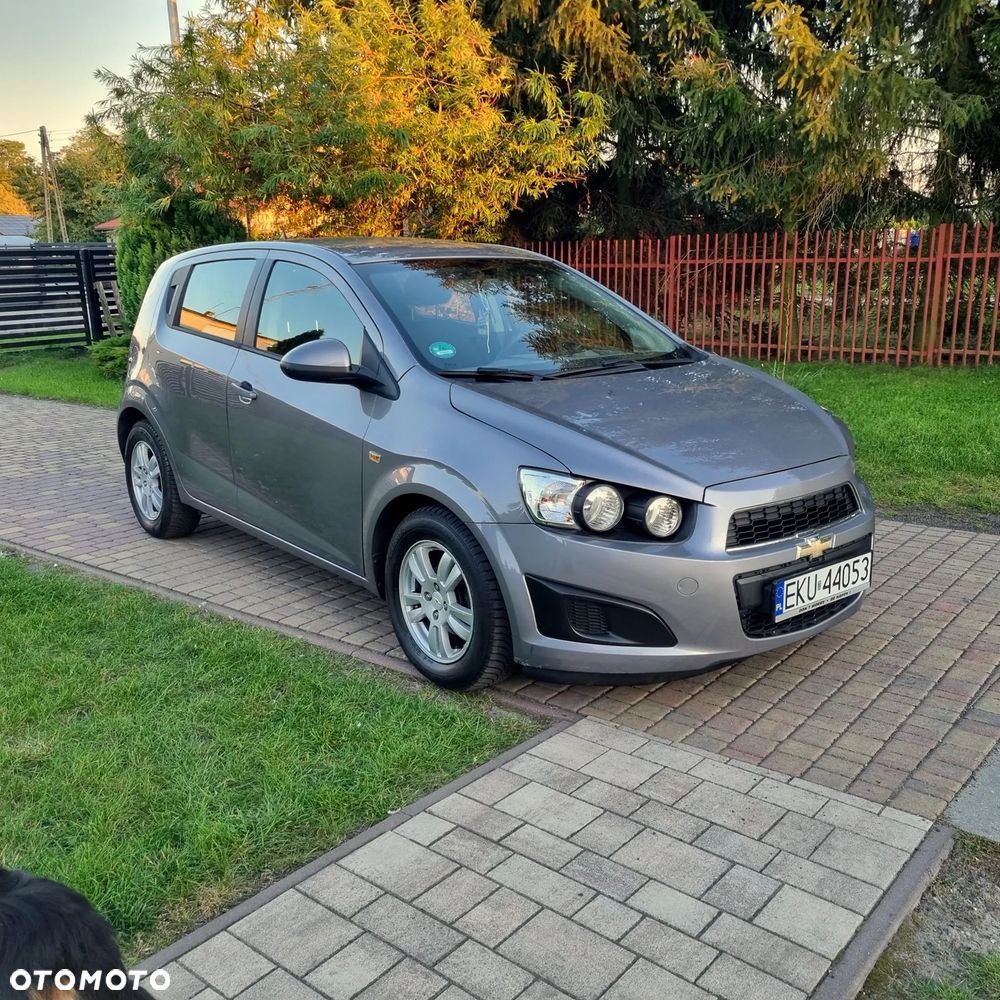 Chevrolet Aveo 1.4 16V LT - 2