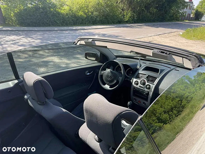 Renault Megane CC 2.0 Luxe Dynamique - 5