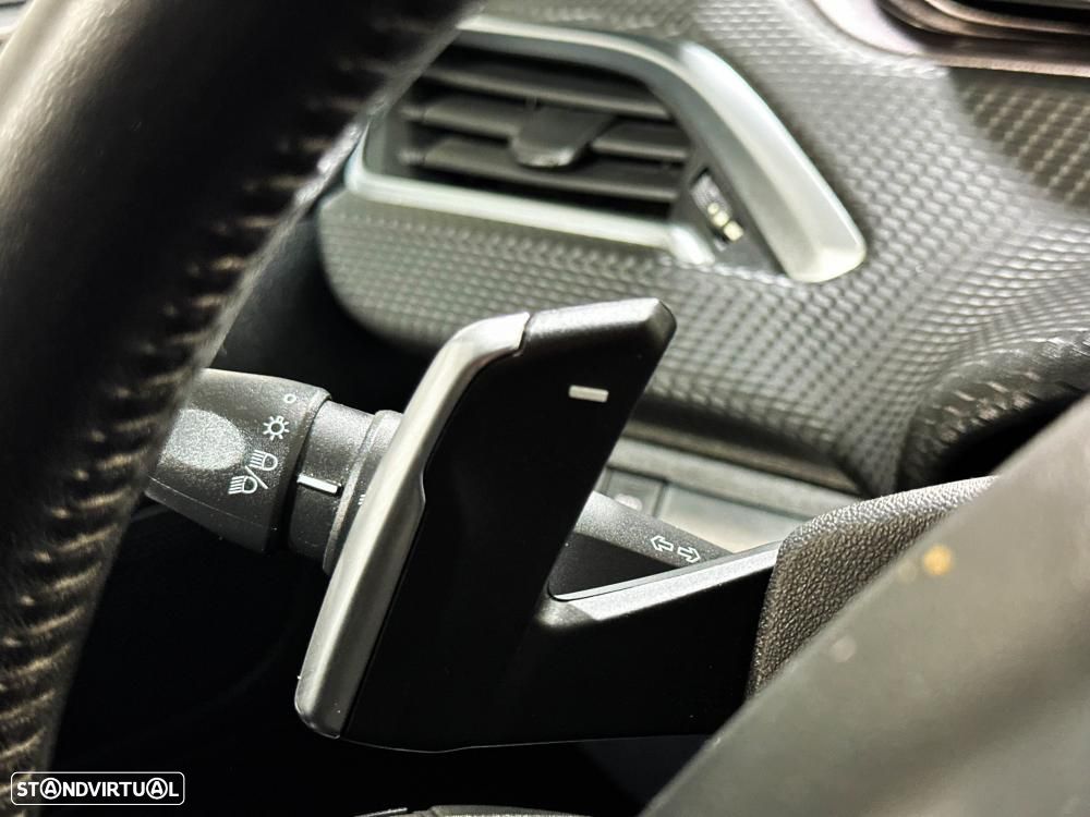 Peugeot 2008 1.6 e-HDi Allure 2-Tronic - 43