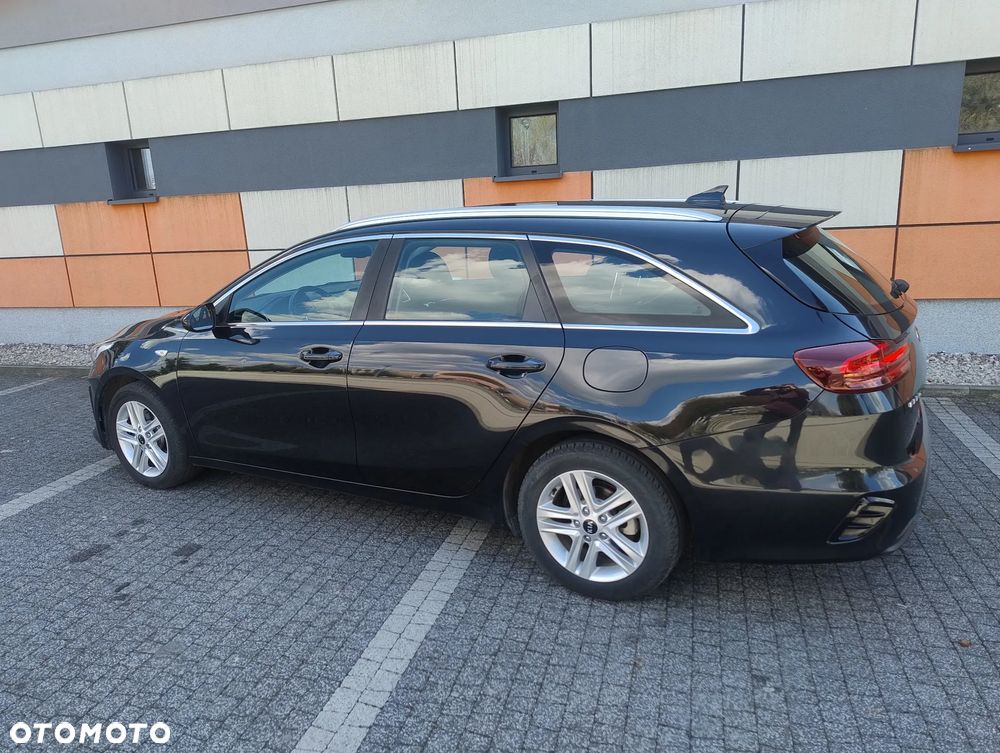Kia Ceed 1.6 CRDi Platinum Edition - 4