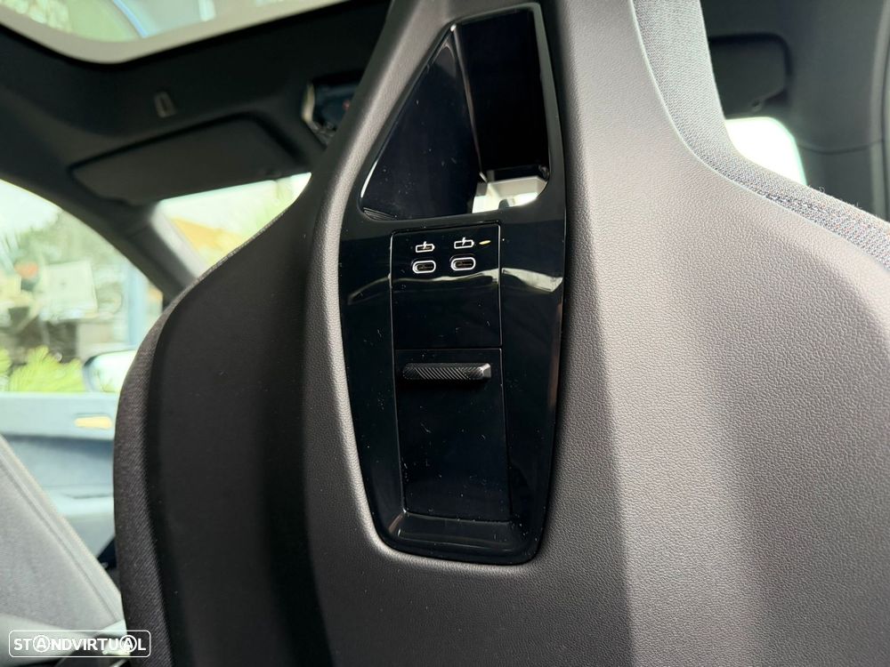 BMW iX xDrive 40 - 27