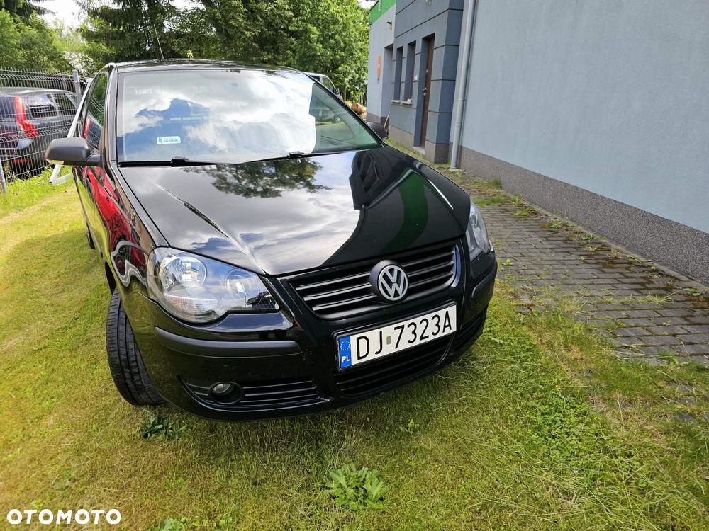Volkswagen Polo - 1