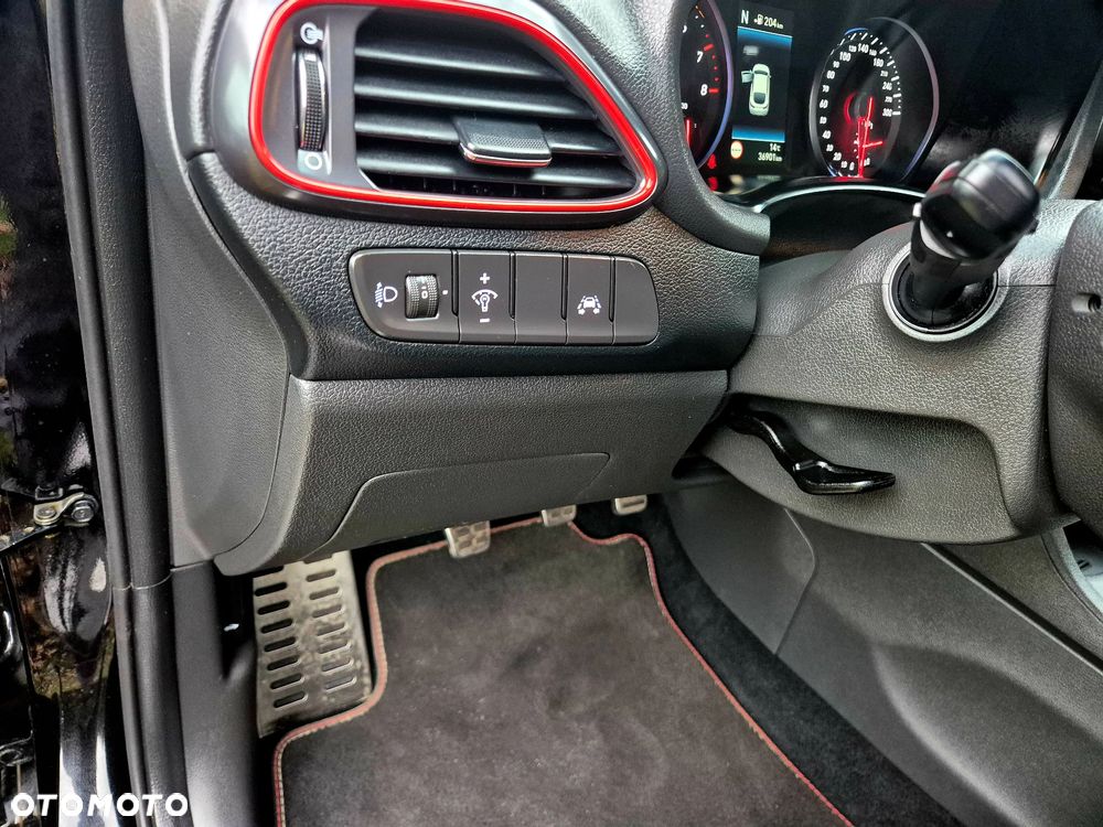 Hyundai i30 N - 13