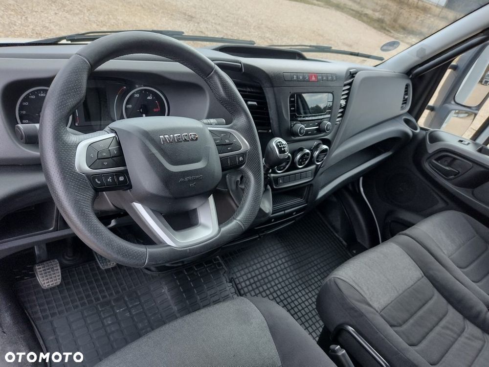 Iveco Daily 50C18 Firana 15 Palet Drzwi DMC 3,5t - 18