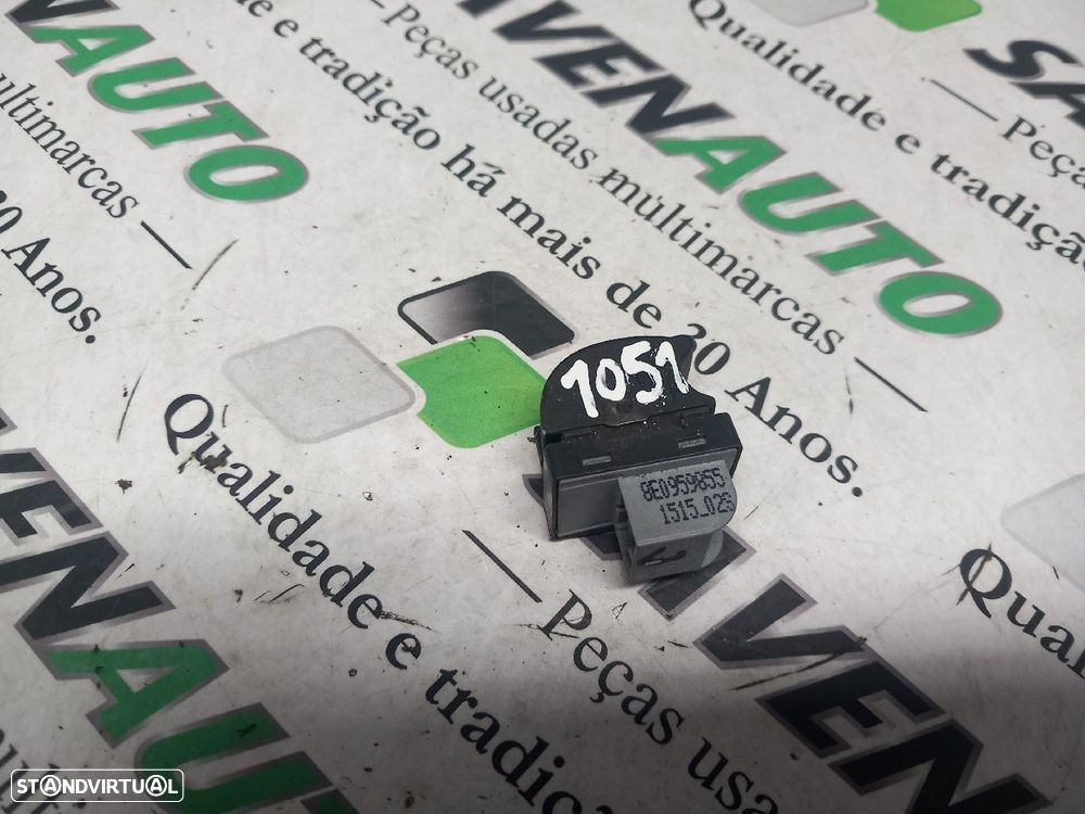 Botão / Botões / Comutador Vidro Dto Audi A4 Avant (8Ed, B7) - 2