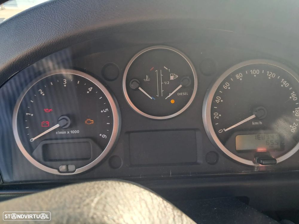 Land Rover Defender 90 2.4 CRD SE - 10