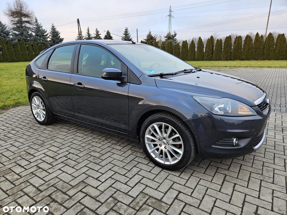 Ford Focus 1.8 Titanium - 17