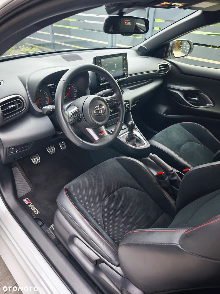 Toyota GR Yaris 1.6 Dynamic - 9