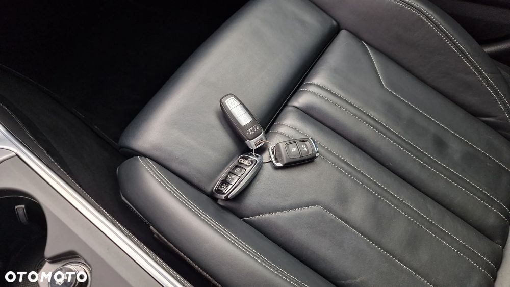 Audi A6 Avant 40 TDI S tronic S line - 33