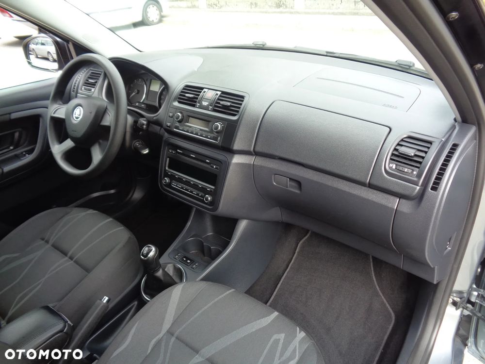 Skoda Fabia 1.2 HTP Ambition Green tec - 16