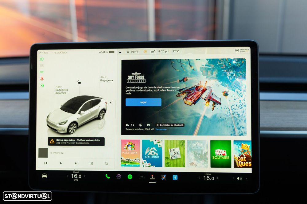 Tesla Model Y Long Range Dual Motor AWD - 16