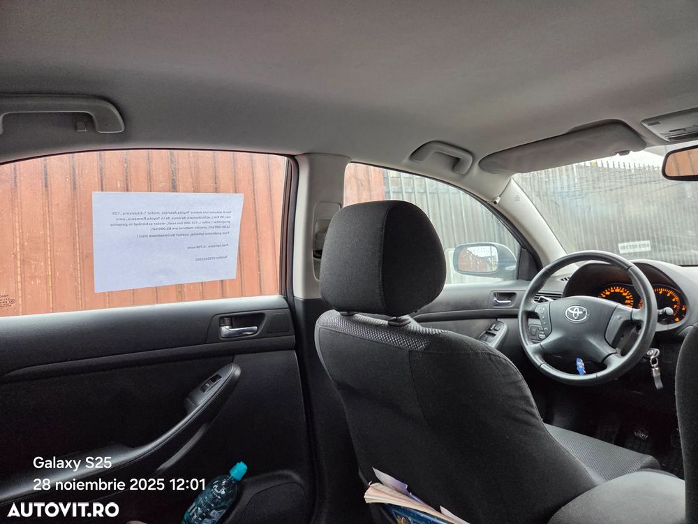 Toyota Avensis 1.8 Sdn. Sol - 15