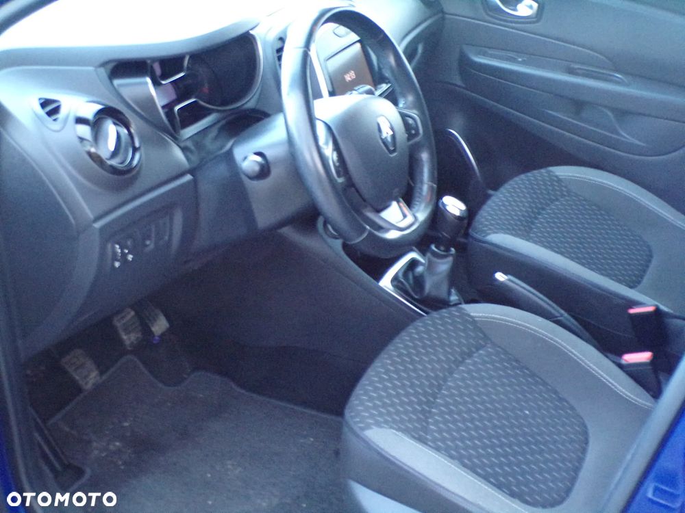 Renault Captur (ENERGY) TCe 90 BOSE EDITION - 21