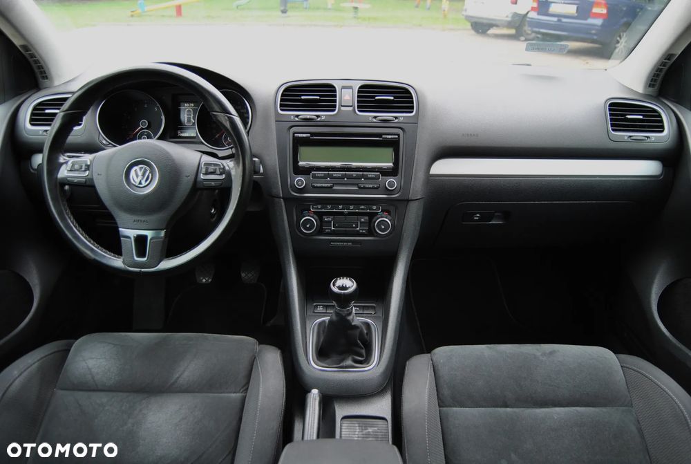 Volkswagen Golf - 9