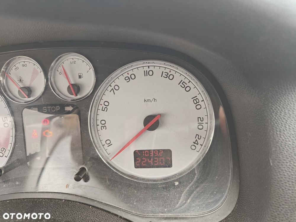 Peugeot 307 1.6 HDI Oxygo - 9