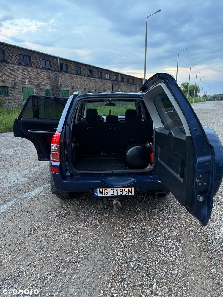 Suzuki Grand Vitara 2.0 Comfort - 9