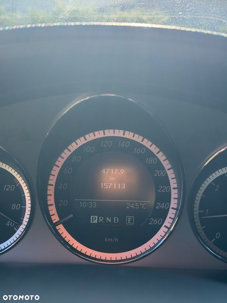 Mercedes-Benz Klasa C 250 CDI 4Matic 7G-TRONIC Avantgarde Edition - 21