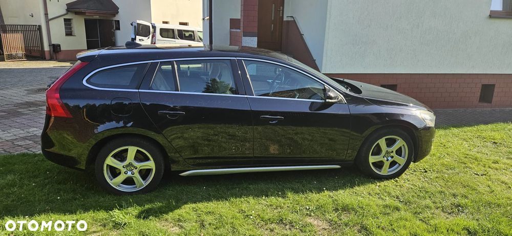 Volvo V60 - 2
