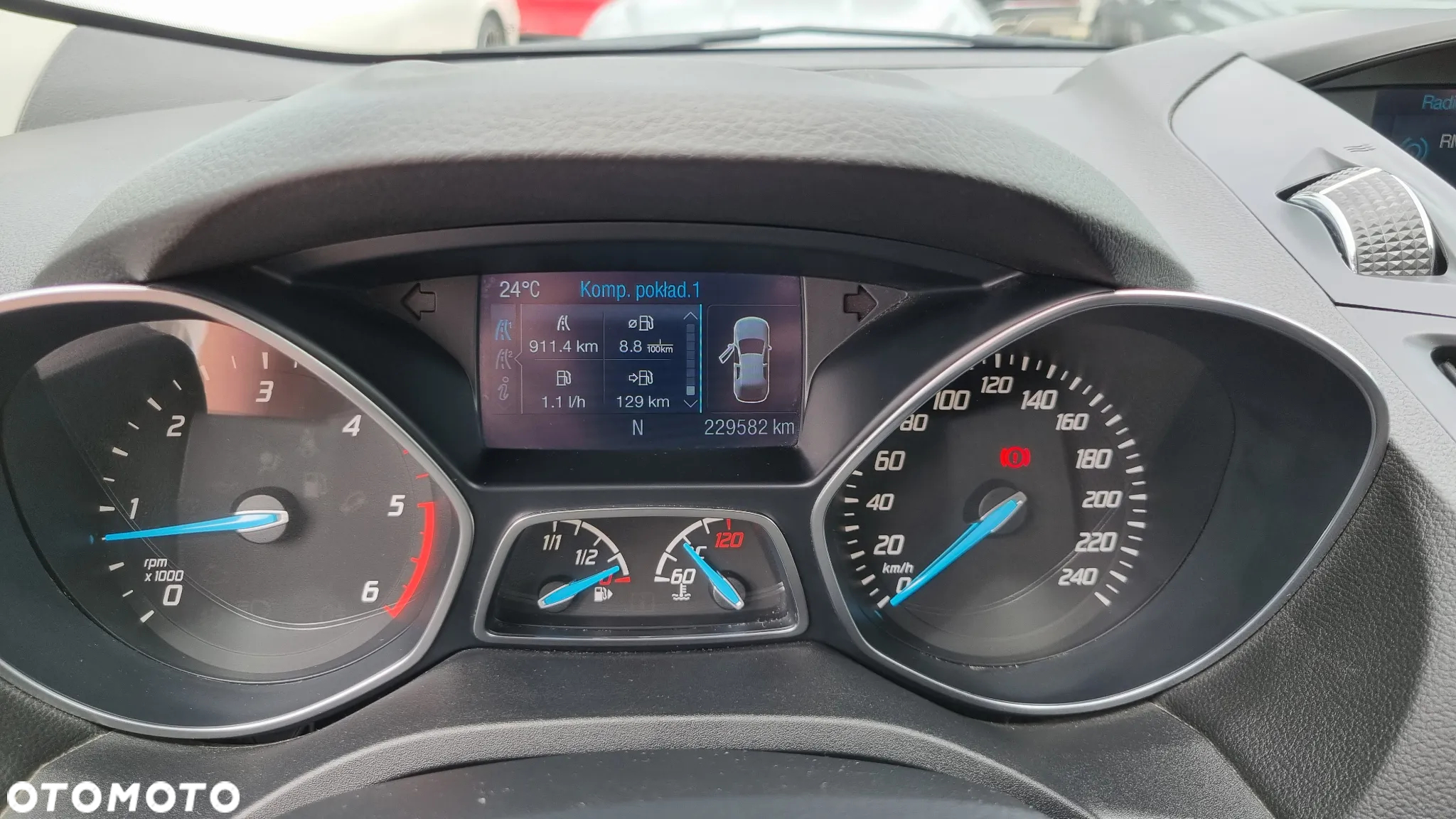 Ford Kuga 2.0 TDCi 4WD Titanium - 26