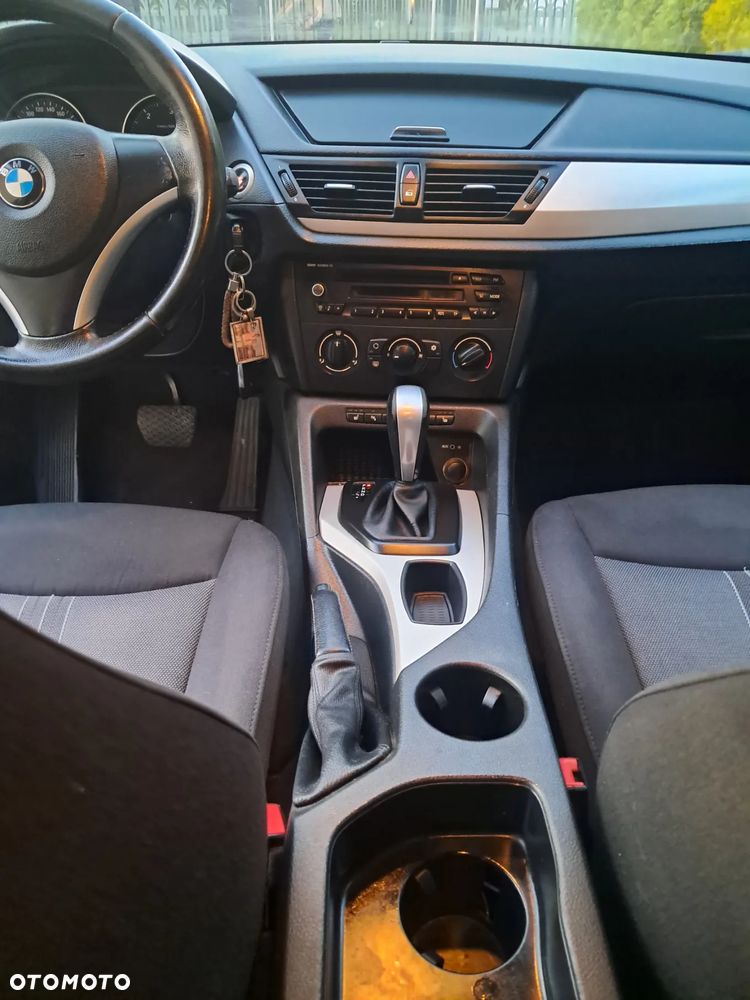 BMW X1 - 24