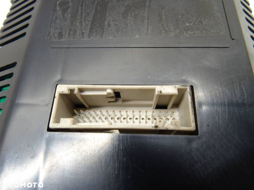 LICZNIK - 194.00 PLN - AUDI A6 C6 Avant (4F5) 2004 - 2011 2.7 TDI 132 kW [180 KM] olej napędowy - 3