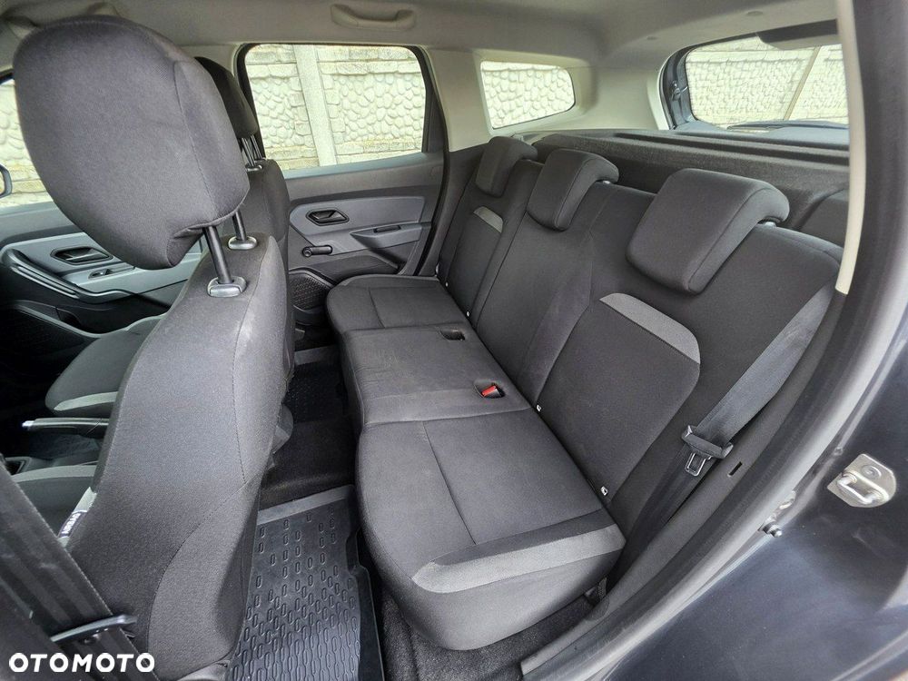 Dacia Duster 1.6 SCe Comfort - 27