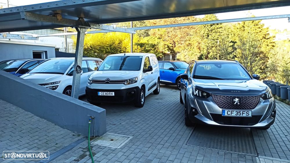 Peugeot e-2008 GT Pack - 17