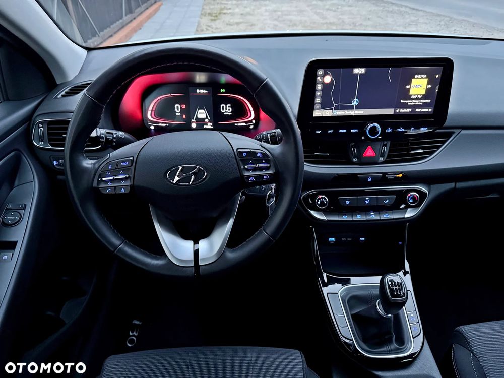 Hyundai i30 1.5 DPI Pure - 9