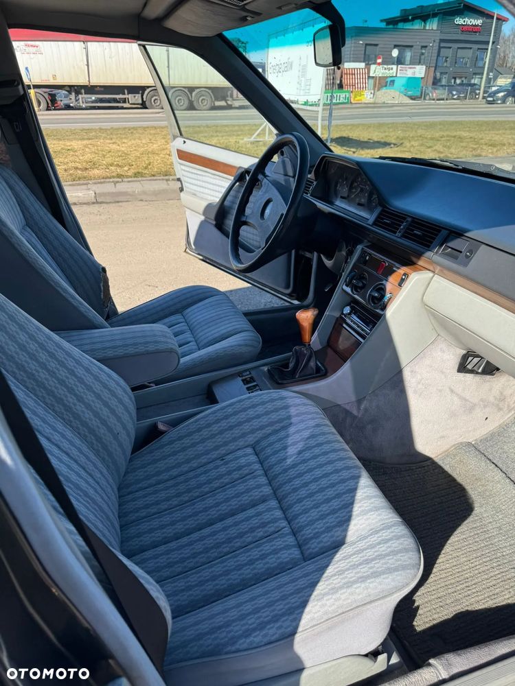 Mercedes-Benz W124 (1984-1993) - 7