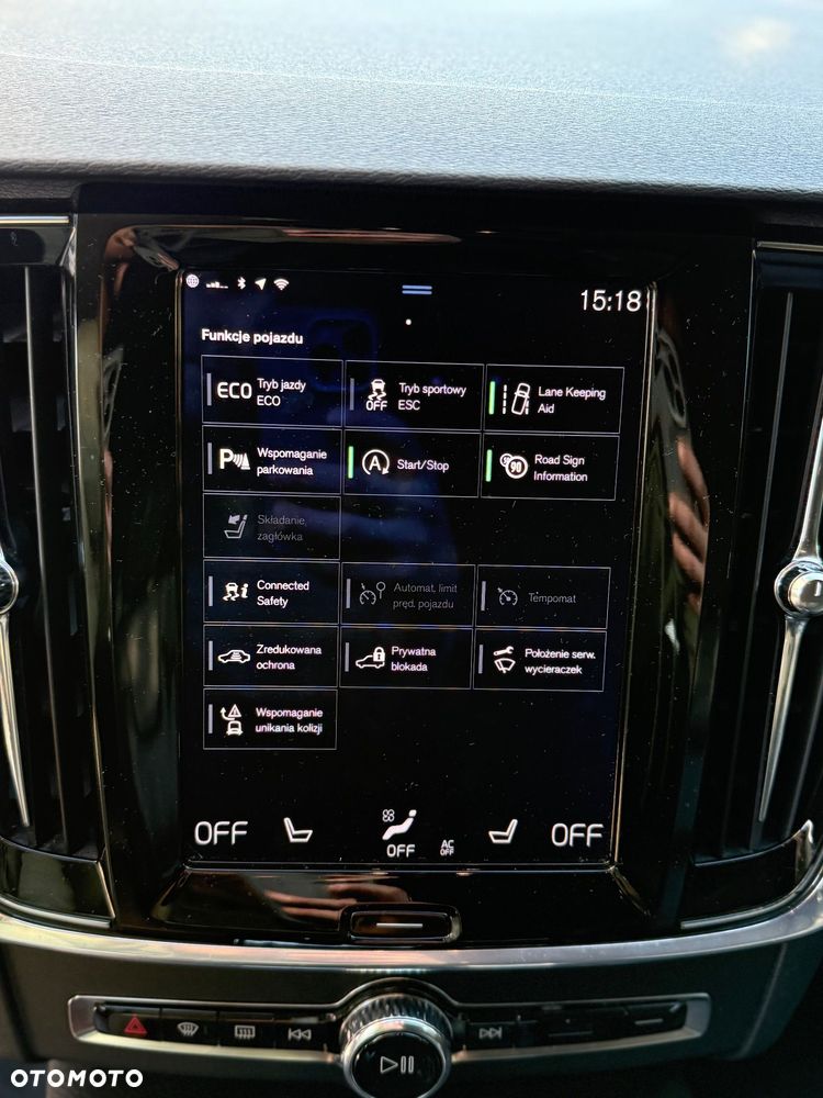 Volvo V90 D4 Geartronic Momentum - 12