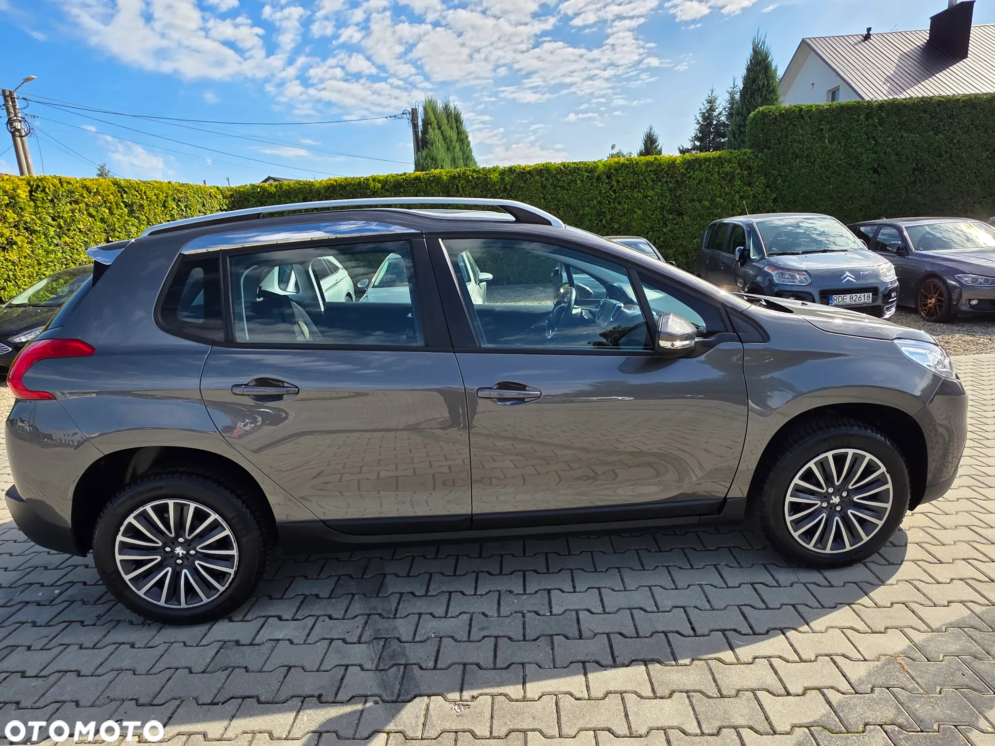 Peugeot 2008 - 9