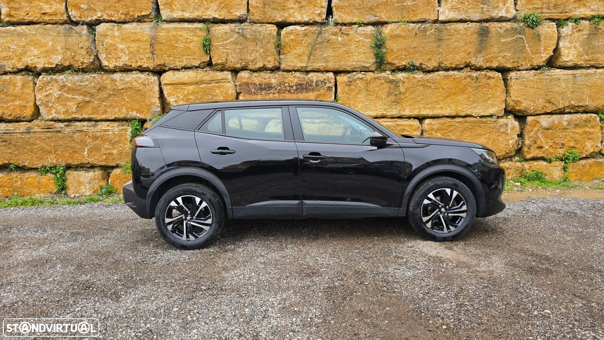 Peugeot 2008 - 4