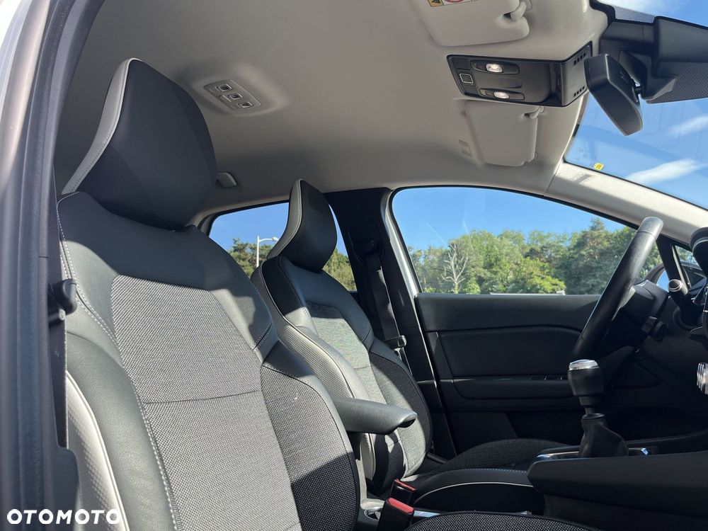 Renault Captur - 22