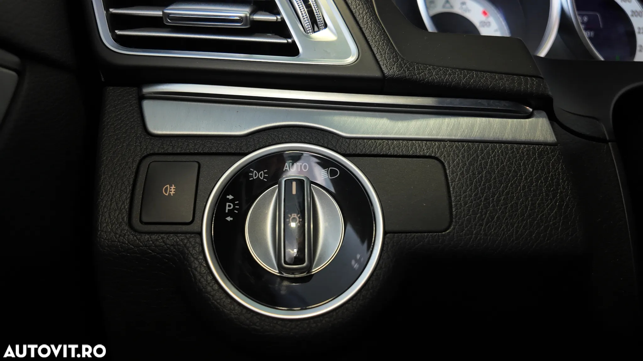 Mercedes-Benz E 220 (BlueTEC) d Coupe 9G-TRONIC - 20