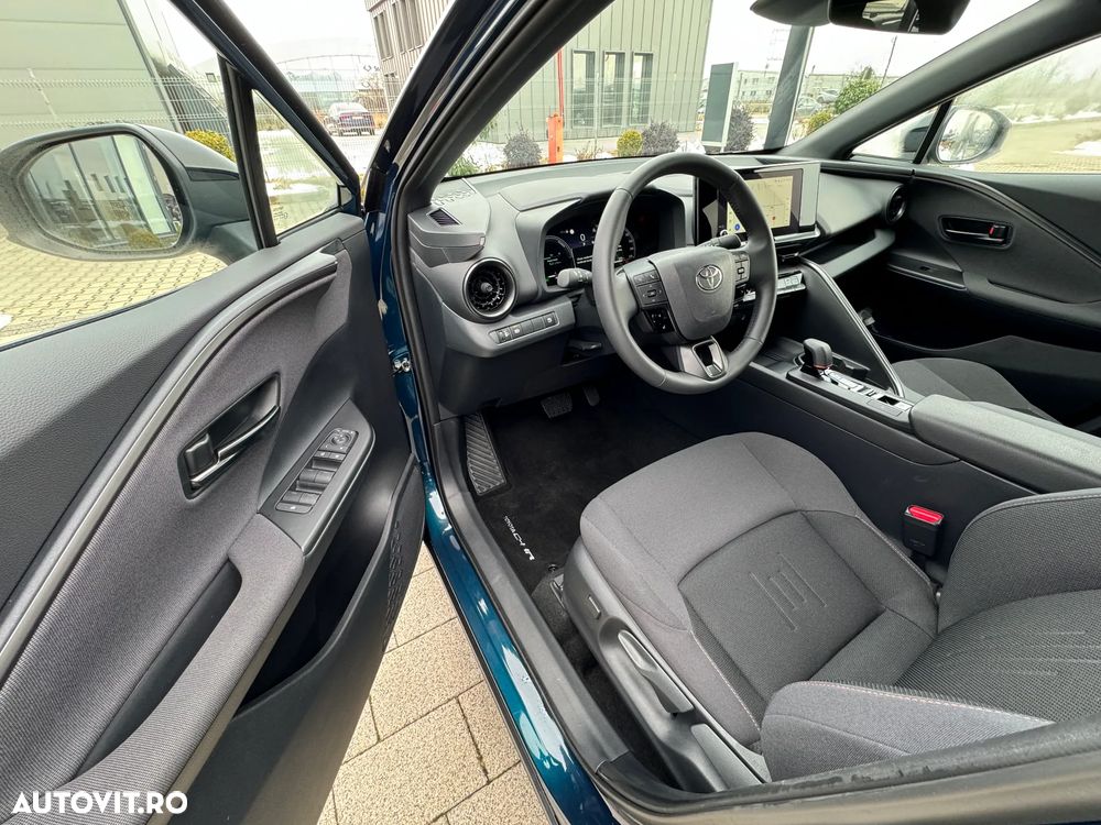 Toyota C-HR - 16