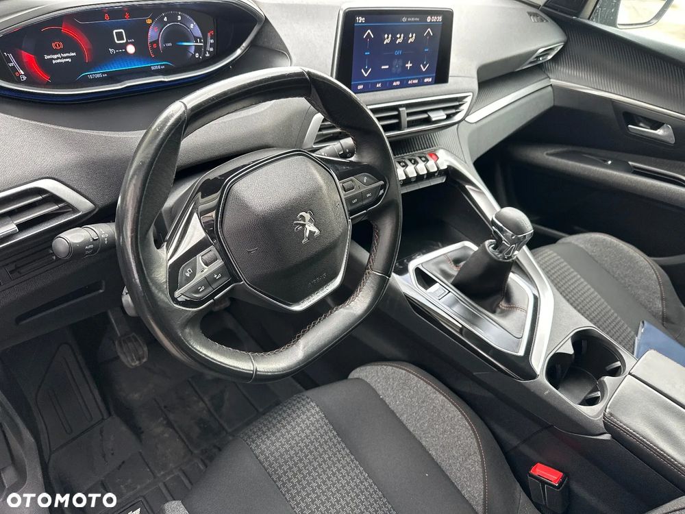 Peugeot 5008 2018