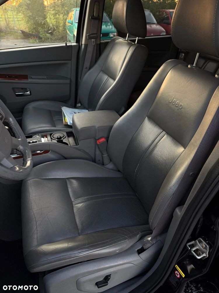 Jeep Grand Cherokee 5.7 V8 HEMI Automatik Overland - 14