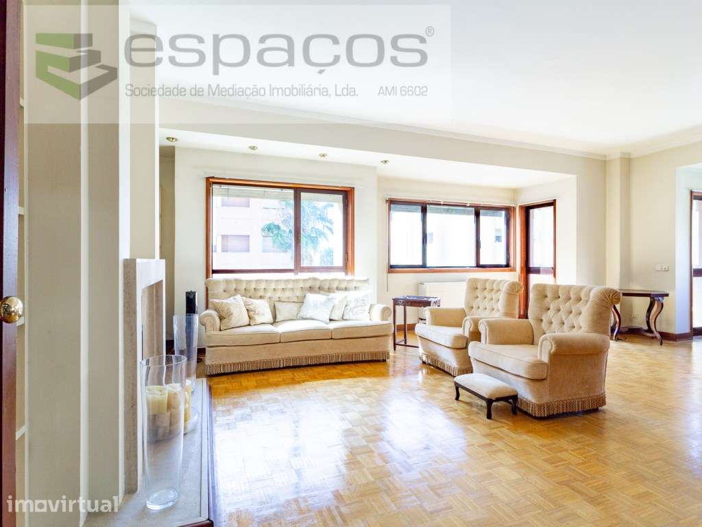 T3 Telheiras- mobilado c/ 2 lugares de garagem - Grande imagem: 4/37