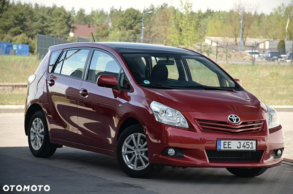 Toyota Verso - 3