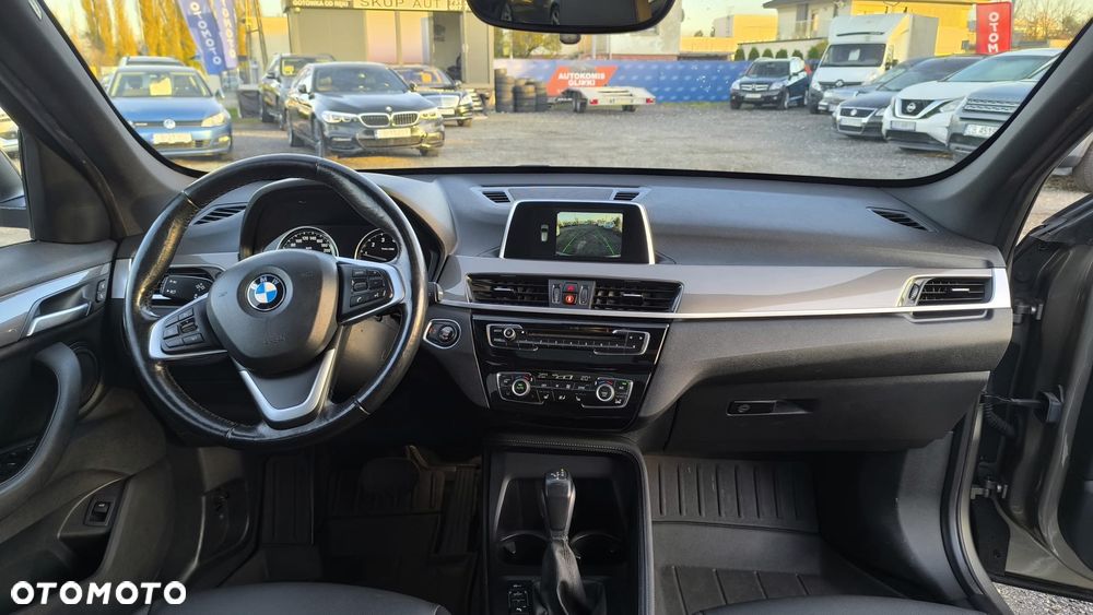 BMW X1 xDrive25i GPF Sport Line - 22
