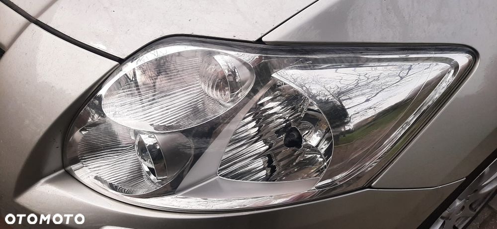 Toyota Auris 1.6 VVT-i Prestige - 8