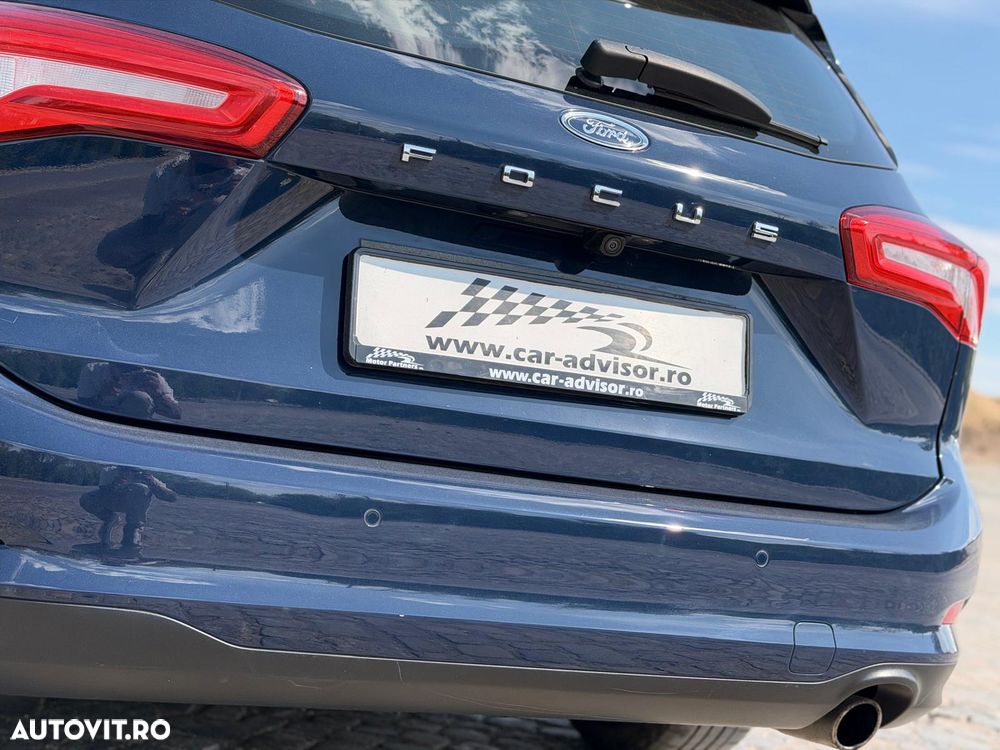 Ford Focus 2.0 EcoBlue Titanium - 12