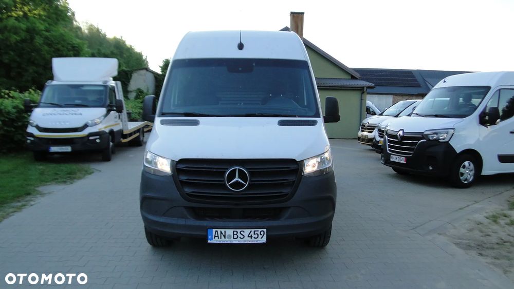 Mercedes-Benz SPRINTER - 2