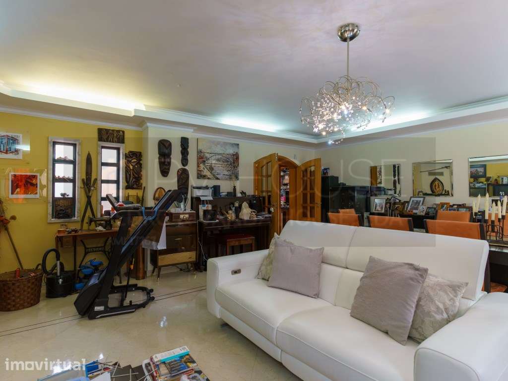 Moradia Duplex V5 duplex com Garagem Algueirão - Grande imagem: 5/53