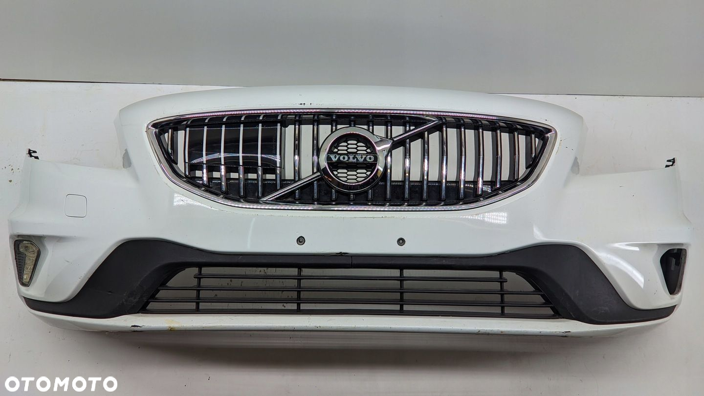 Zderzak przedni VOLVO V40 R DESIGN 2012-2017 - 6